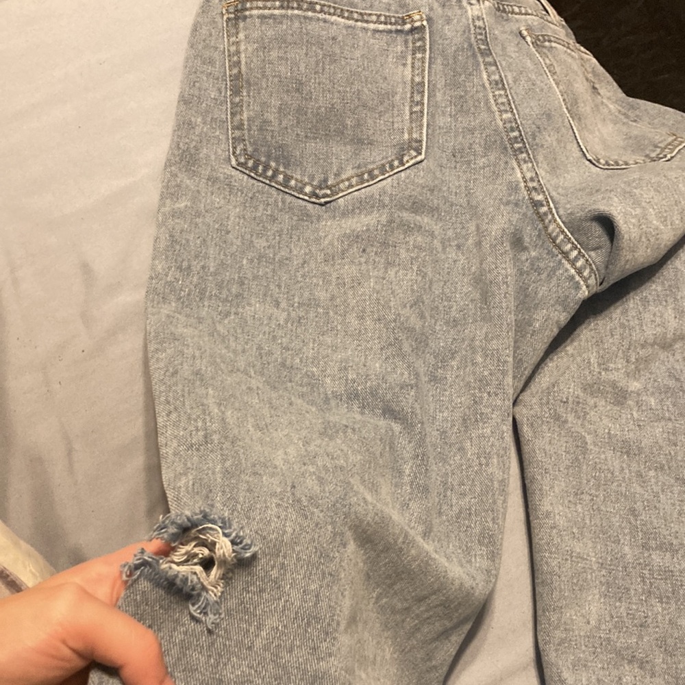 Blue Jeans - Picture 8 of 8